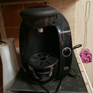 Tassimo single serve coffee machine